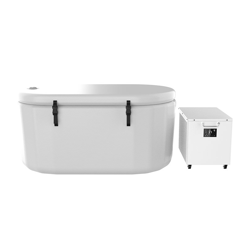 Veľký bazén s ľadovým kúpeľom na chladnú terapiu Veľký bazén s ľadovým kúpeľom na chladnú terapiu